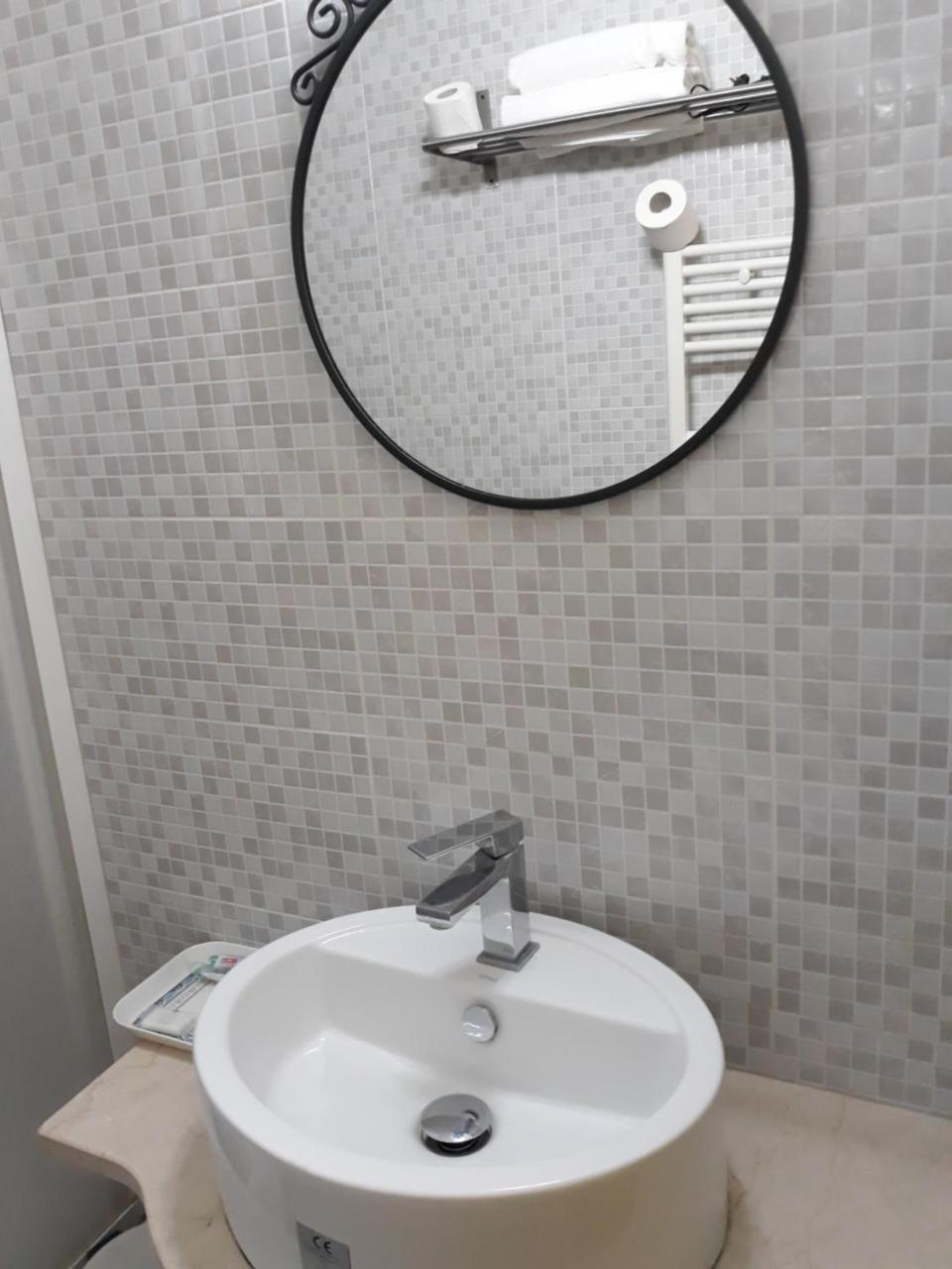 فندق Sira House Milano المظهر الخارجي الصورة